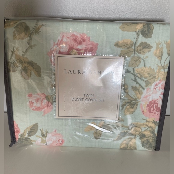 Laura Ashley Bedding Laura Ashley Madelynn Floral Twin Duvet Cover